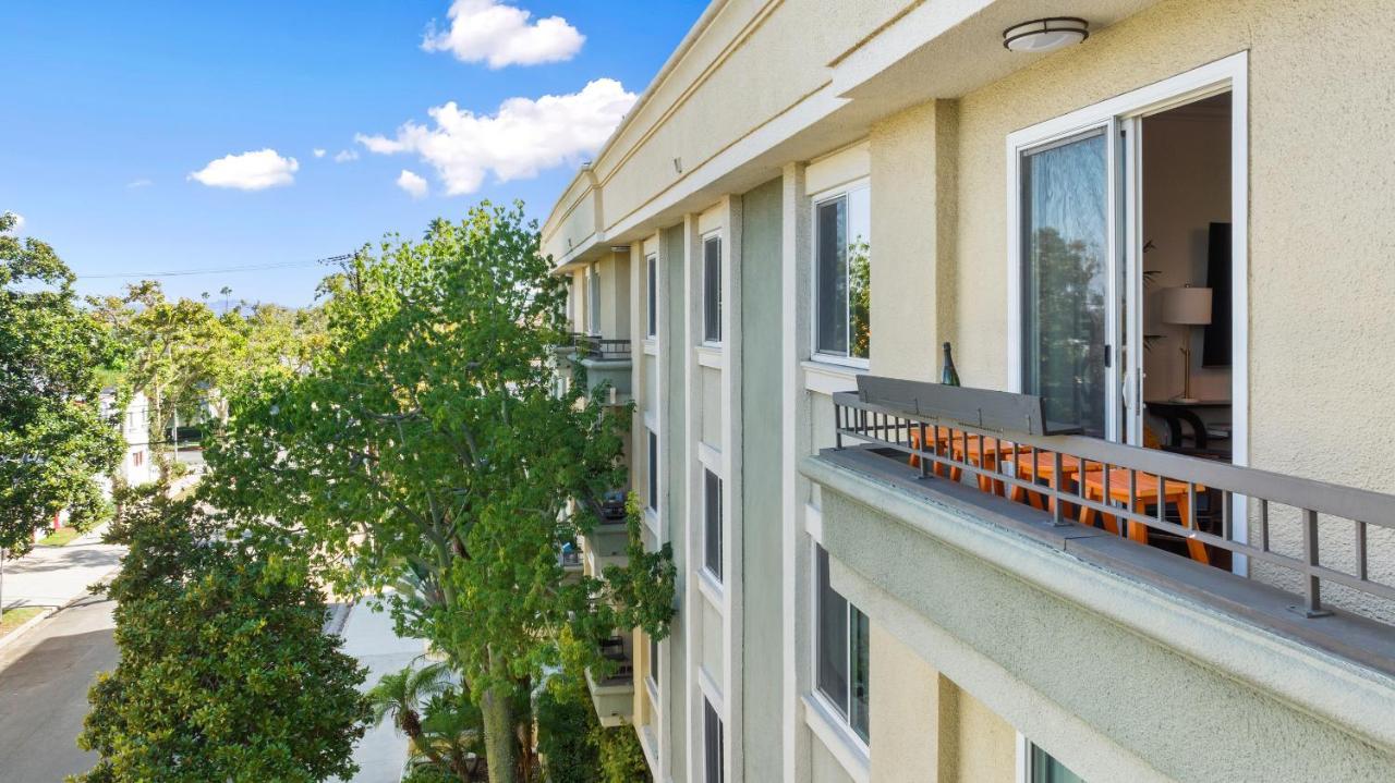 Beverly Hills 2 Bed 2 Bath Penthouse With Den And Parking 414 Лос-Анджелес Экстерьер фото