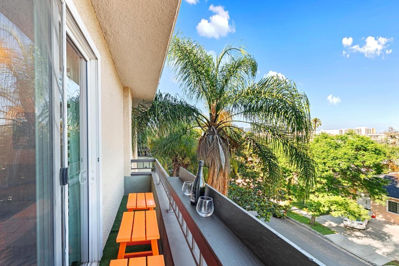 Beverly Hills 2 Bed 2 Bath Penthouse With Den And Parking 414 Лос-Анджелес Экстерьер фото